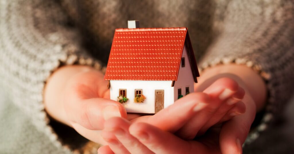 住宅メーカーのブランド価値を高める！ オリジナルペットボトル水で来場者体験をアップする方法