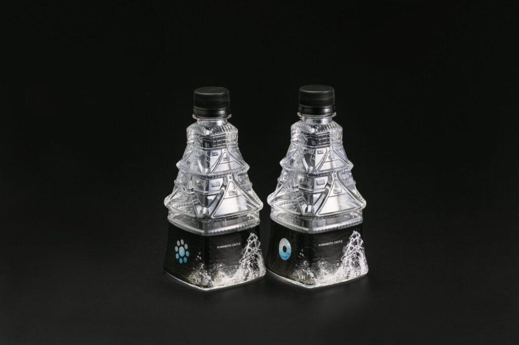 特殊形状ペットボトルで差をつける！インパクト抜群の販促活用法と制作方法を解説